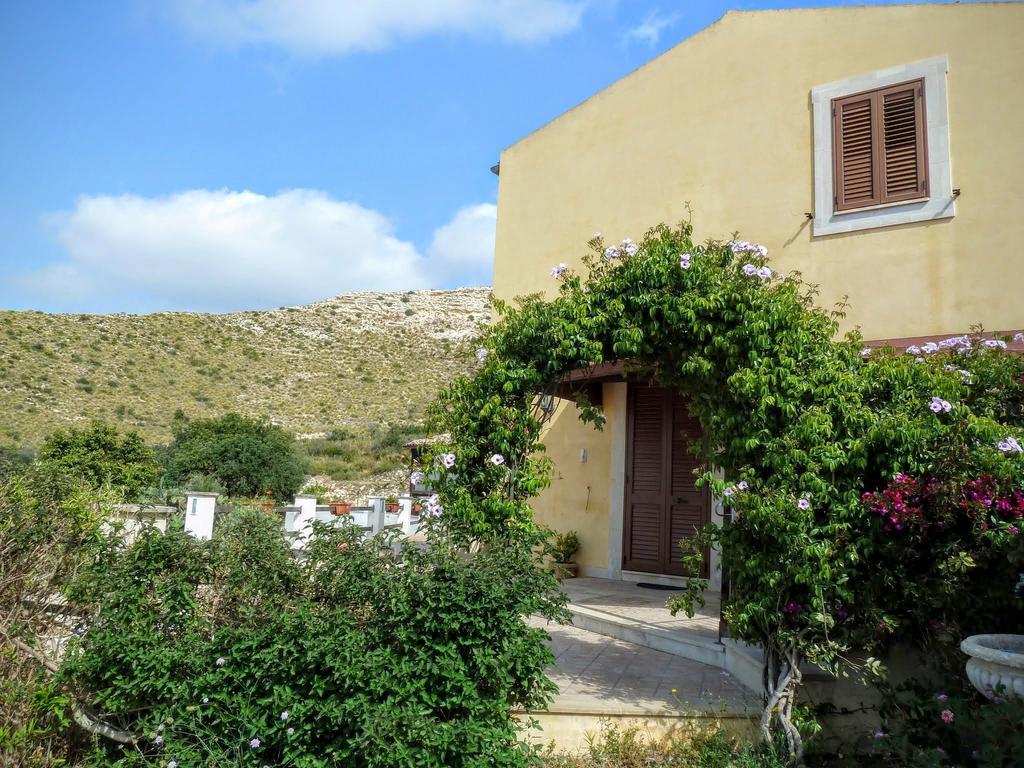 Villa Agriturismo Timpa Del Sole à Noto Extérieur photo